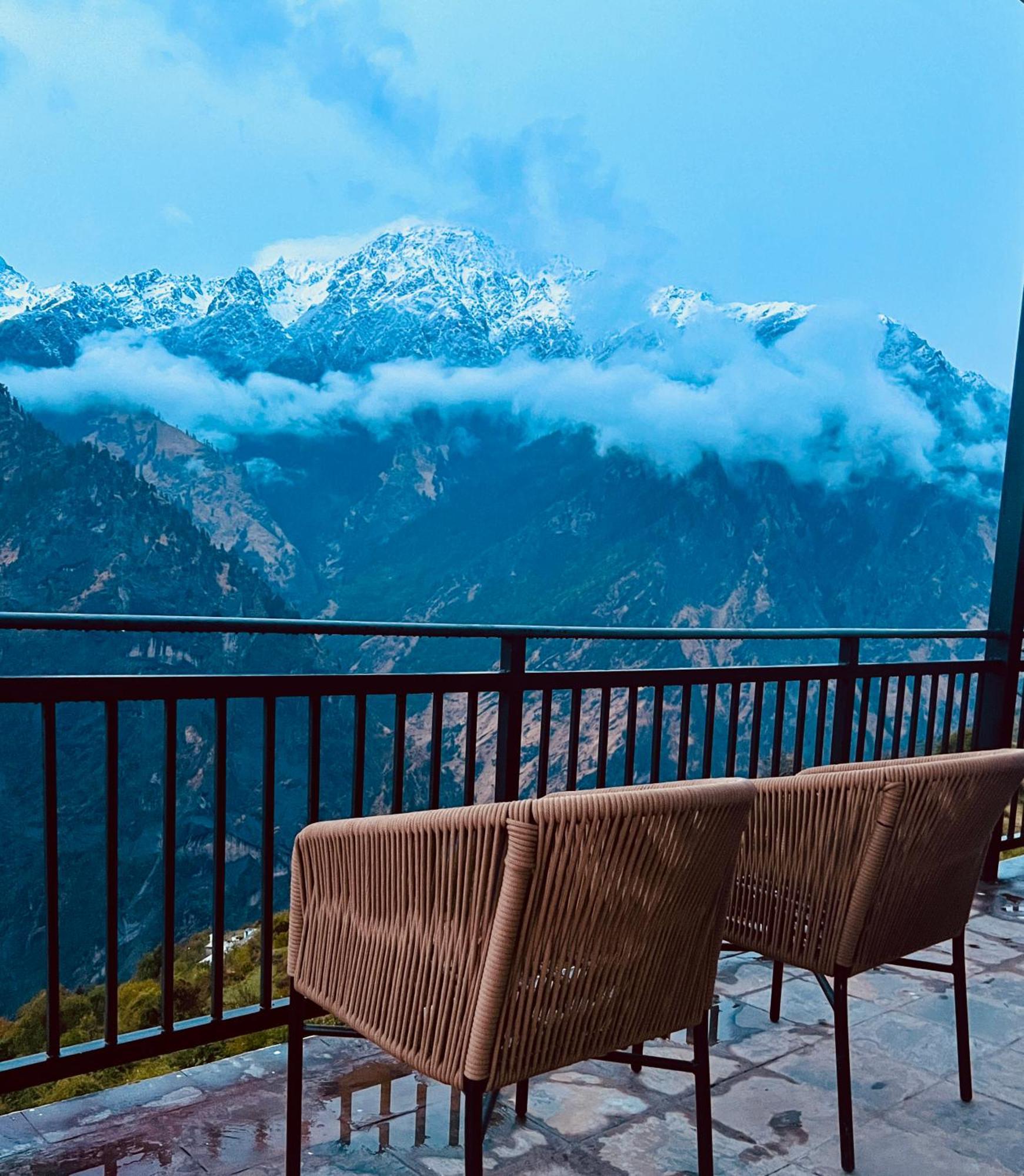 Faraway Cottages, Auli Joshīmath Exterior foto